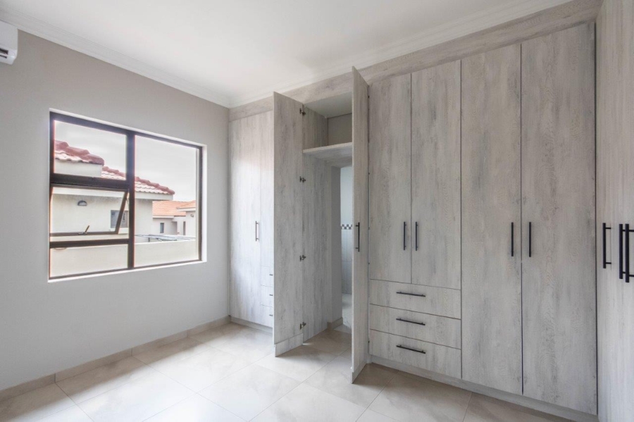 To Let 2 Bedroom Property for Rent in Xanadu Nature Estate North West